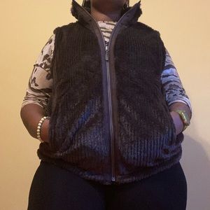 Reversible faux fur and quilted dark brown winter vest